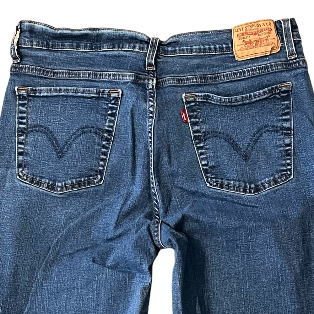 Levi's • Perfectly Slimming 512 Jeans - 16M - Picture 4 of 7